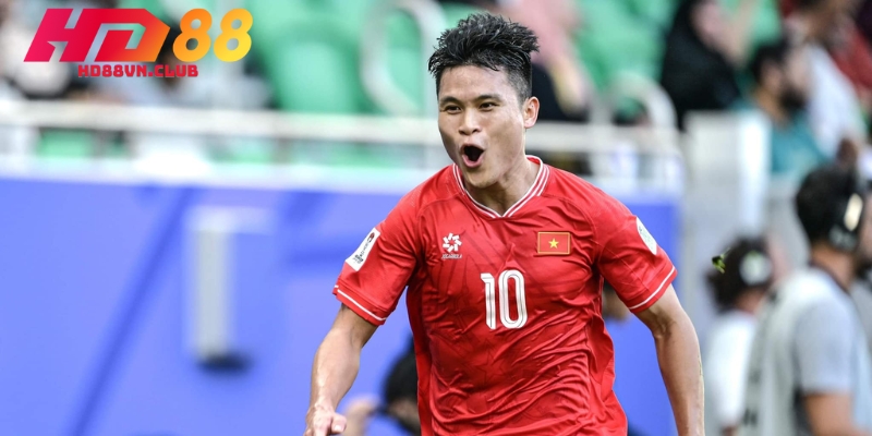 Phạm Tuấn Hải là của hiếm của làng bóngPhạm Tuấn Hải là của hiếm của làng bóng